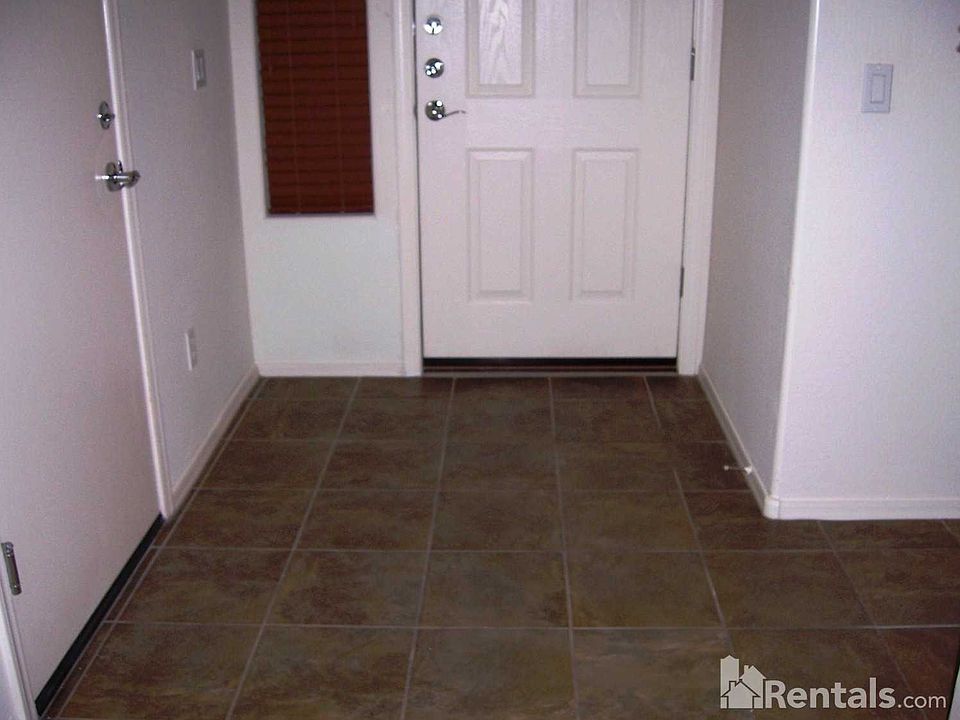 1st image of 14881 N 175th Dr