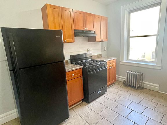 3rd image of 447 Central Ave #B16