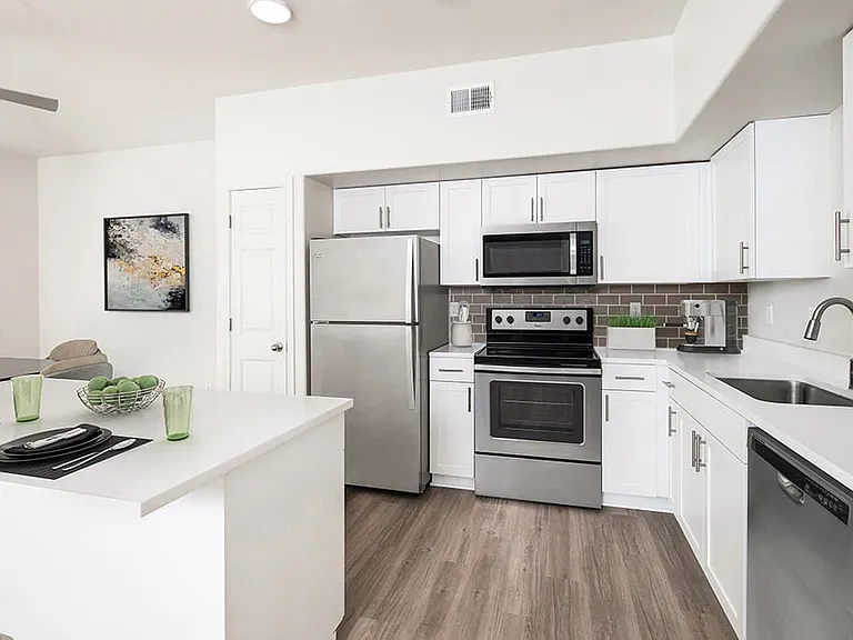 Vintara Apartments — Photo 8