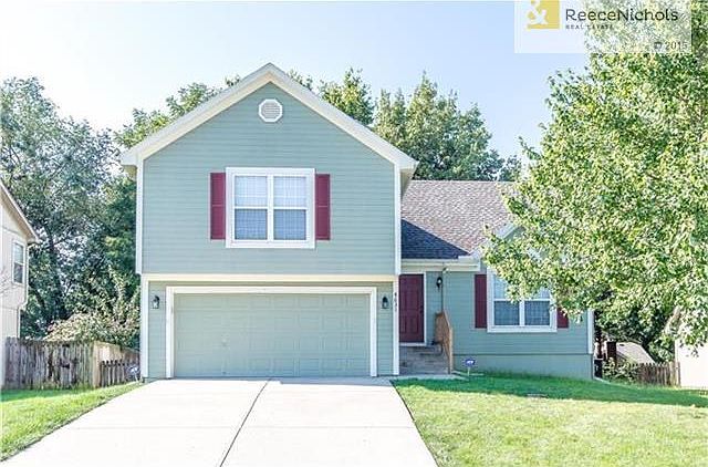 8631 NE 72nd Terr - Meadows of North Brook