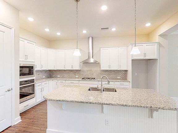 2nd image of 51 Moraine Ct