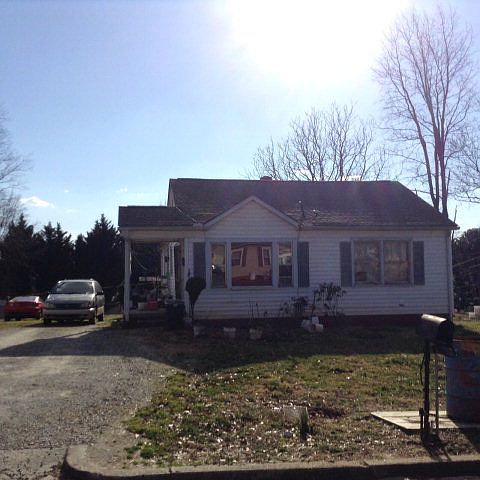 2nd image of 105 Alwran St
