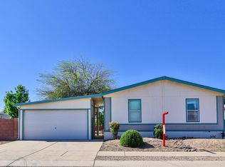 6088 E Rough Rock Dr #2, Tucson, AZ 85756