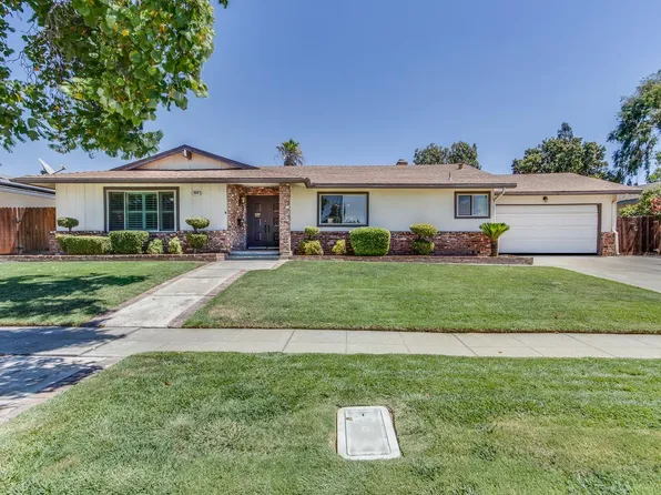 6624 N Angus St, Fresno, CA 93710