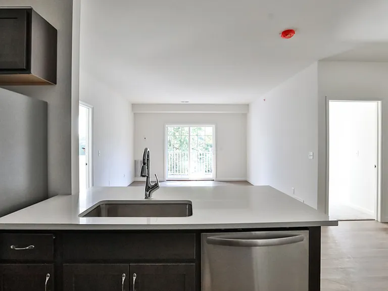 30 Pine Lane Apartments — Photo 27