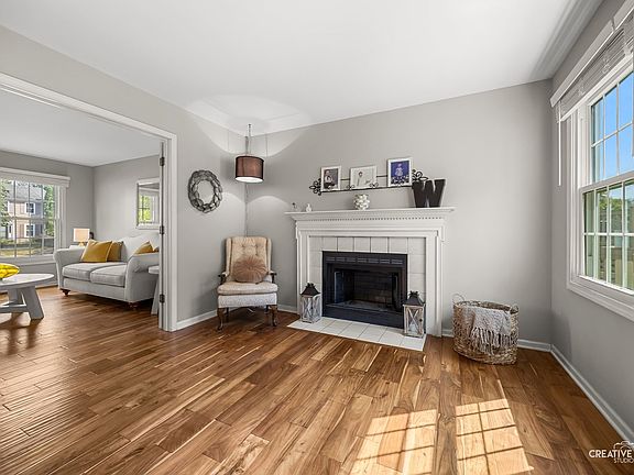 5th image of 2303 Riverside Dr