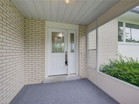 2nd image of 75 Balmoral Dr