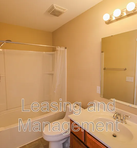 4946 Ballantine Dr — Photo 14
