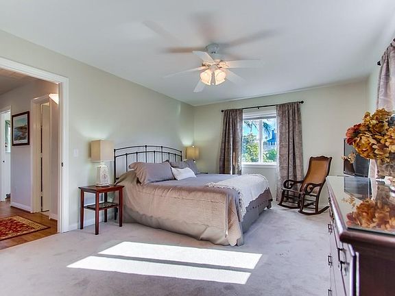 2nd image of 4729 Brighton Ave