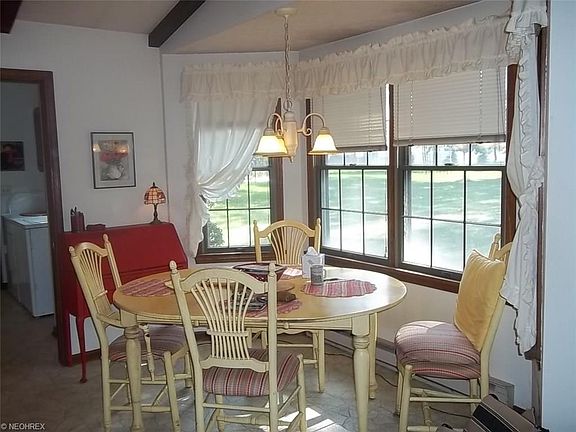3rd image of 2022 Countryside Dr