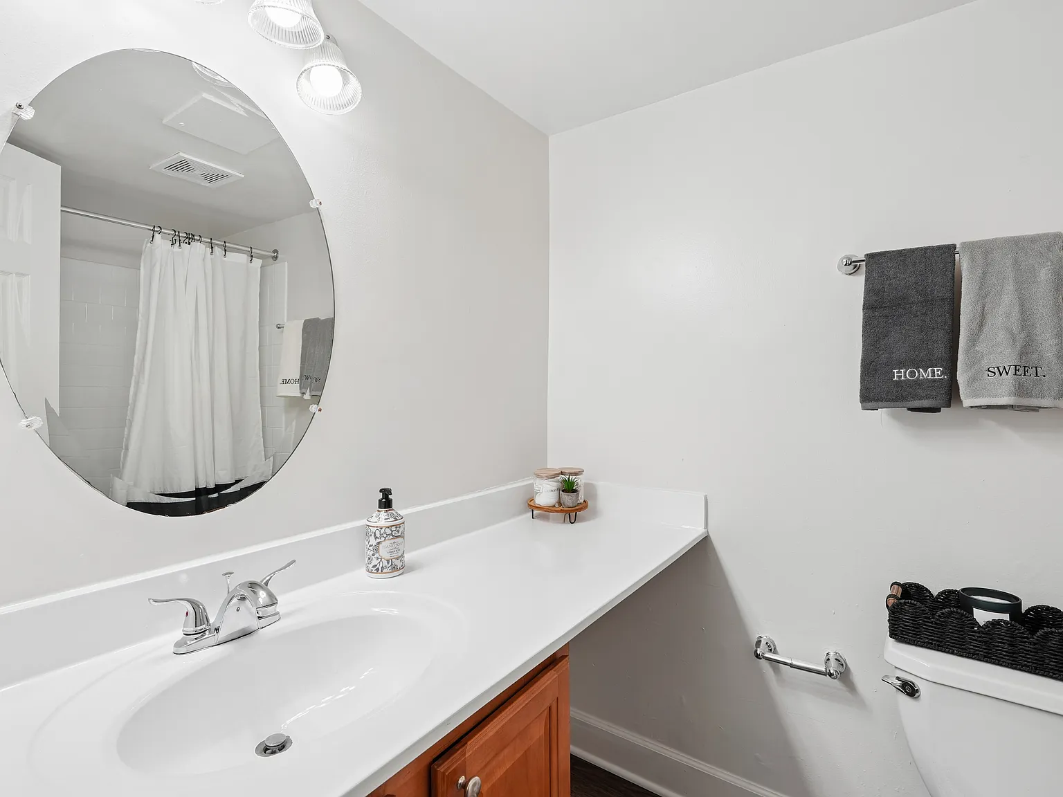 The Brook At Columbia — photo 11
