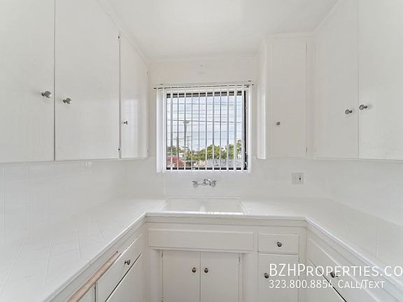 5th image of 2314 S Corning St APT 9