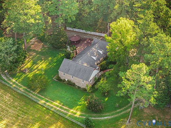 2nd image of 1417 Stavemill Rd