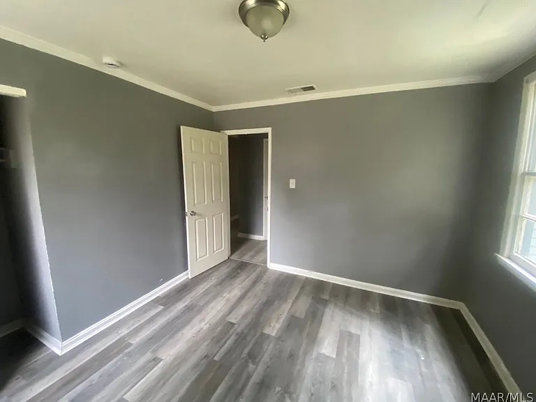 3220 Doris Cir — Photo 7