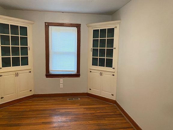 5th image of 81 Lynnwood Dr