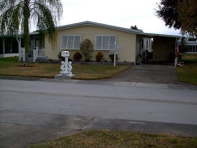 1st image of 18 Hamilton Ln