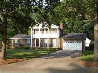 32 Wonderwood Dr, Greenville, SC 29615