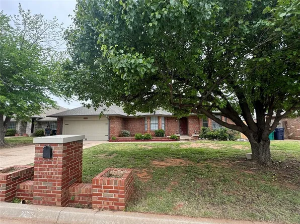 7233 NW 121st St, Oklahoma City, OK 73162