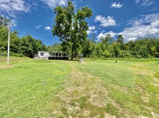 692 Tn River Blue Ck Rd, Waverly, TN 37185