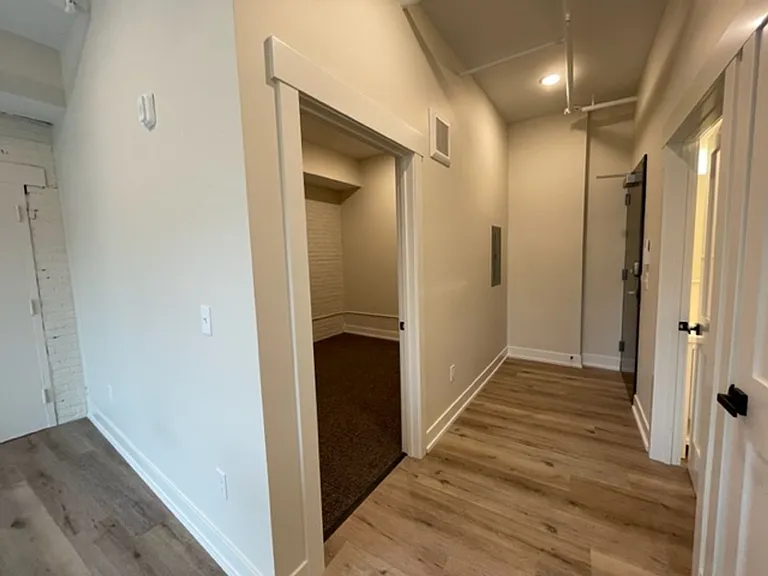 Beautiful Apartments West Grand Neighborhood — Photo 28