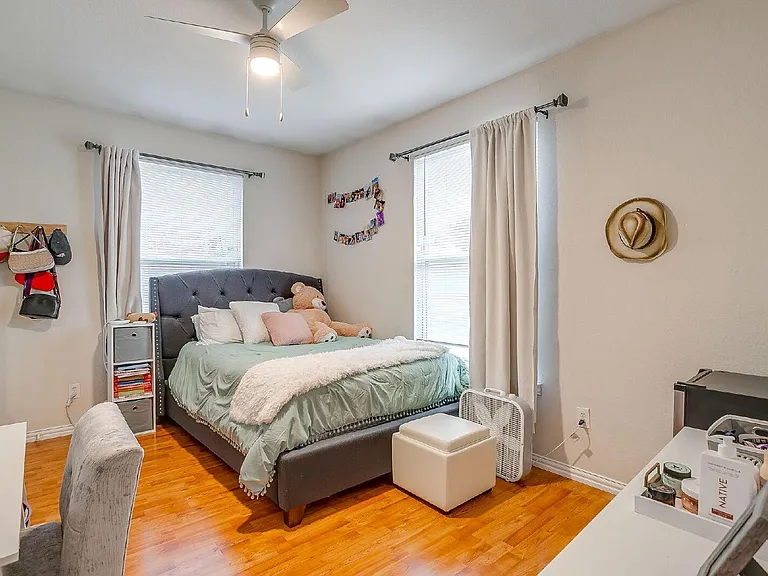 2700 McCart Ave — Photo 16