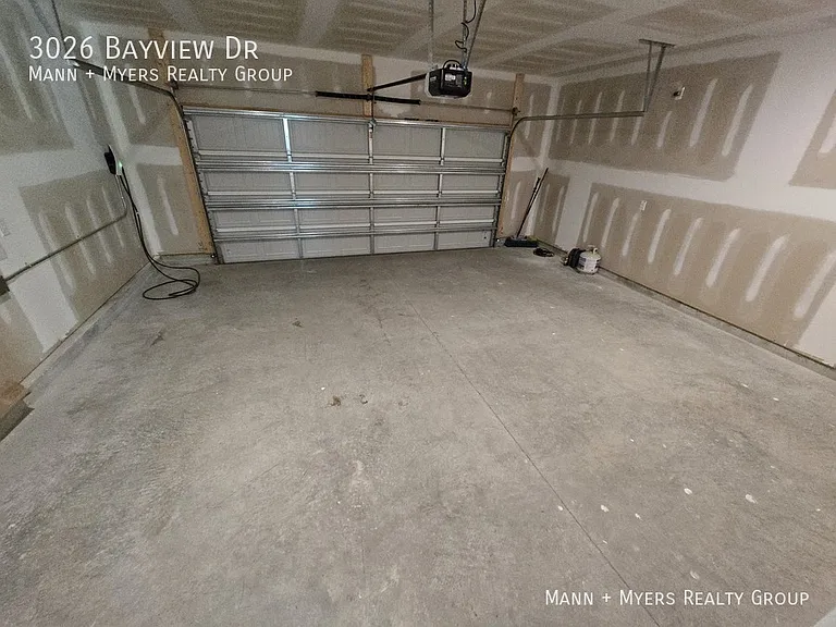 3026 Bayview Dr — Photo 41