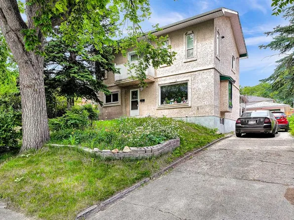 6 SE Tipton Pl NW, Calgary, AB T2K 3L5