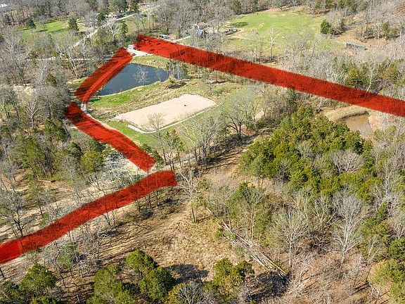 4th image of 4 Canter Creek Ln