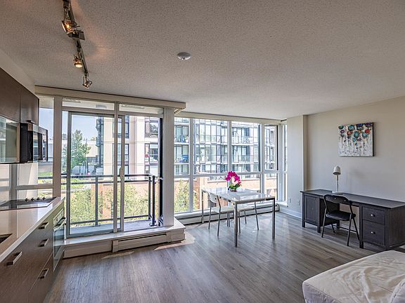 2nd image of 13380 108th Ave #404