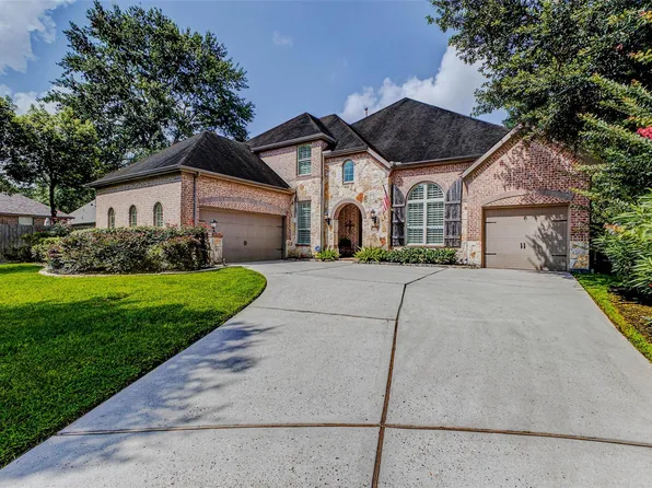 107 Cherry Bark Pl, Montgomery, TX 77316