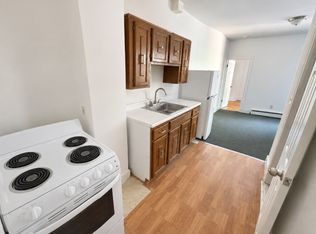 42 Phillips St #1, Boston, MA 02114
