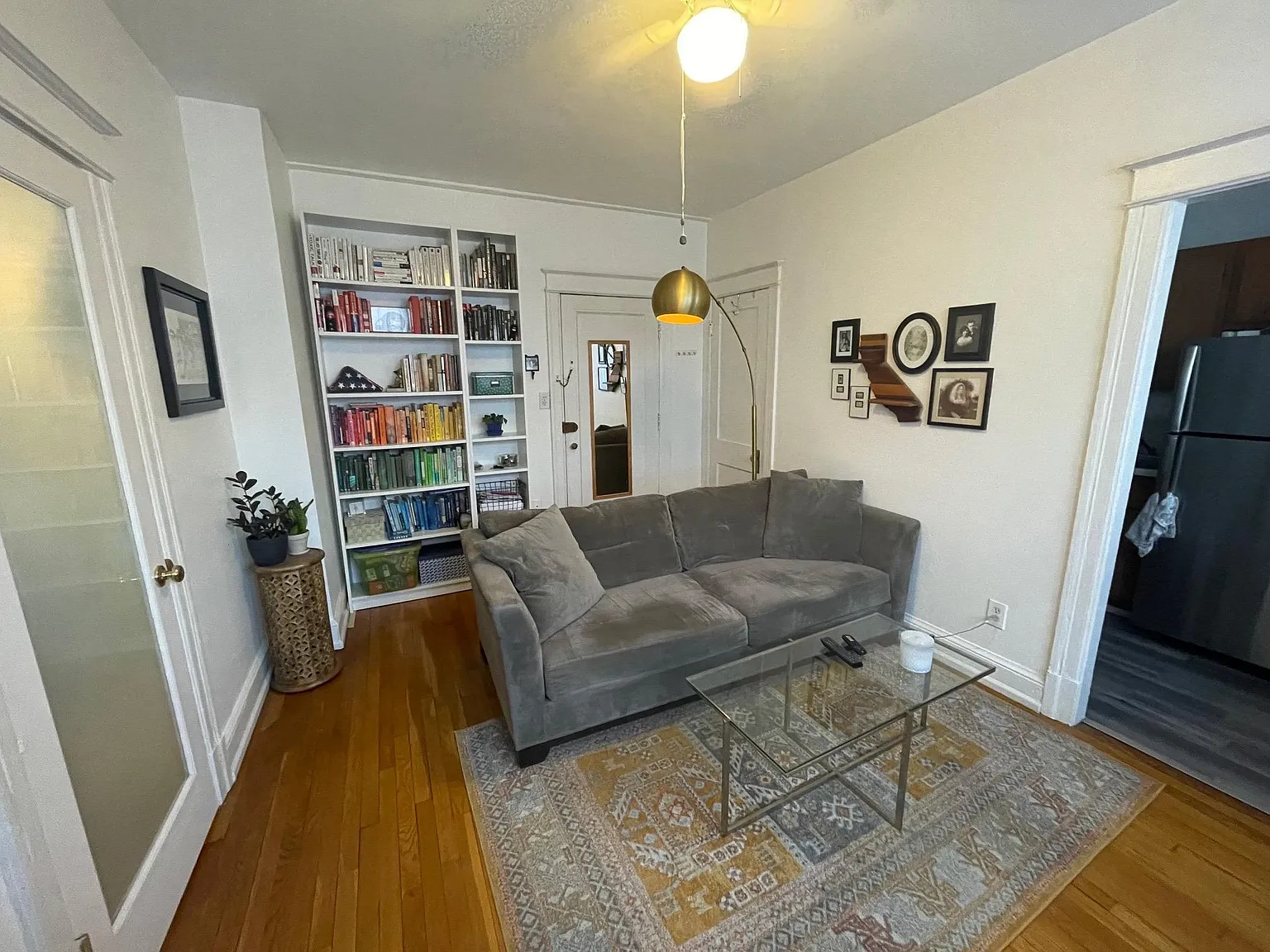 414 Seward Sq SE — Photo 1
