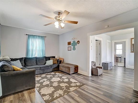 5th image of 84 Josephine St