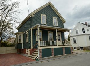 6 Chase St, Newport, RI 02840