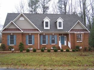 150 Lloyds, Irvington, VA 22480
