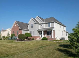 13535 Church View Dr, Pickerington, OH 43147
