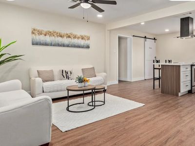2211 W Mitchell Dr, Phoenix, AZ, 85015
