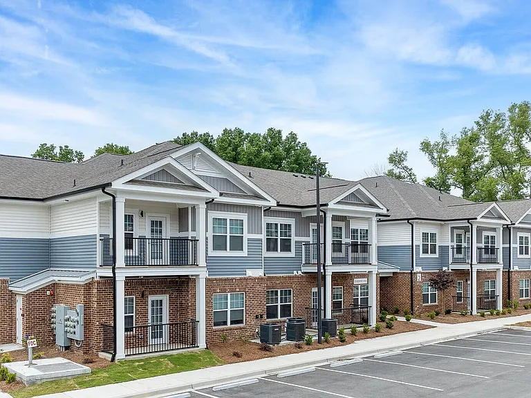 Edgewood Place — Photo 17