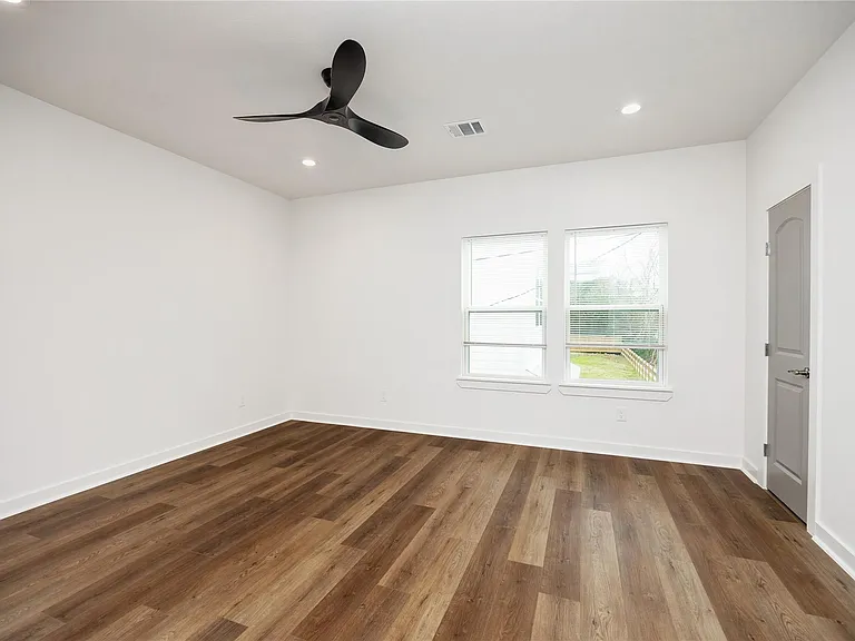 2753 Redrock St #B — Photo 23
