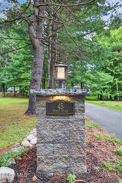 4th image of 45 Tabor Road