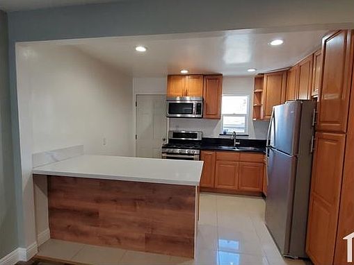 1st image of 4177 Somerset Dr APT 5