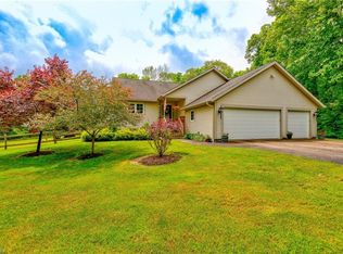 269 Miles Rd, Chagrin Falls, OH 44022