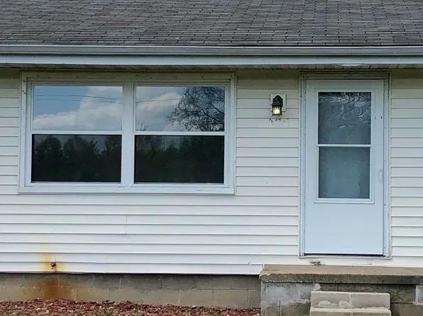 134 & 136 Fauber Ln #136, East Peoria, IL 61611