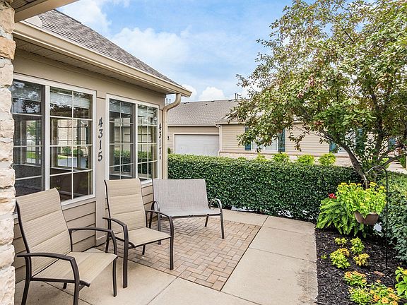 4th image of 4315 Waterside Pl #2