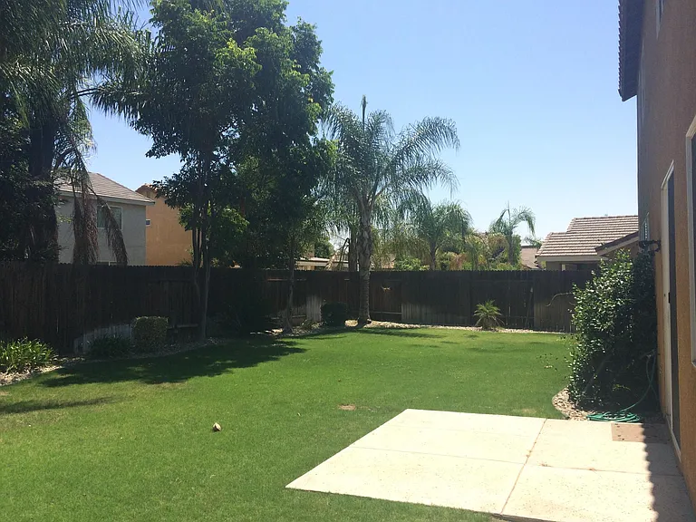 604 Vermillion Dr — Photo 11