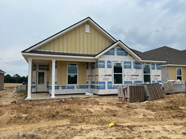 8236 Bankhead Dr, Olive Branch, MS 38654