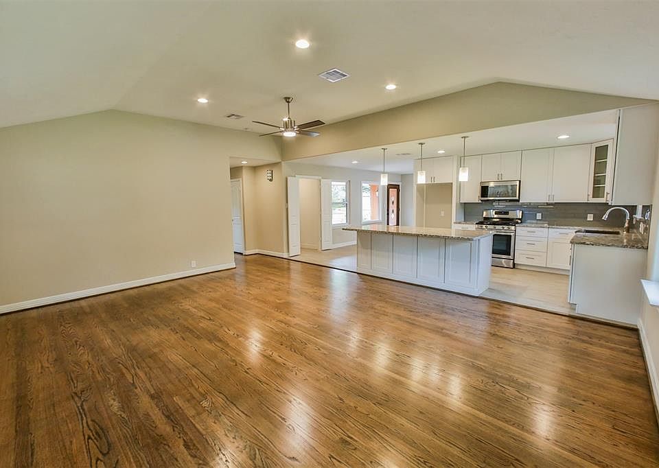 1st image of 4714 De Milo Dr