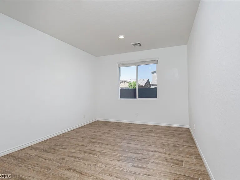 1639 Dire Wolf Ave — Photo 23