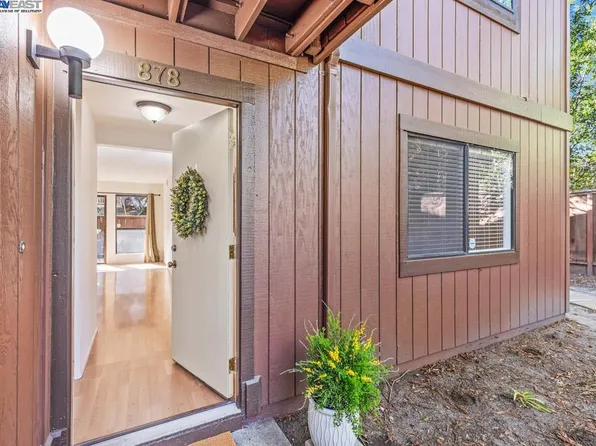 878 Camelback Pl, Pleasant Hill, CA 94523