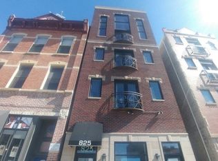 825 N Milwaukee Ave APT 4R, Chicago, IL 60642